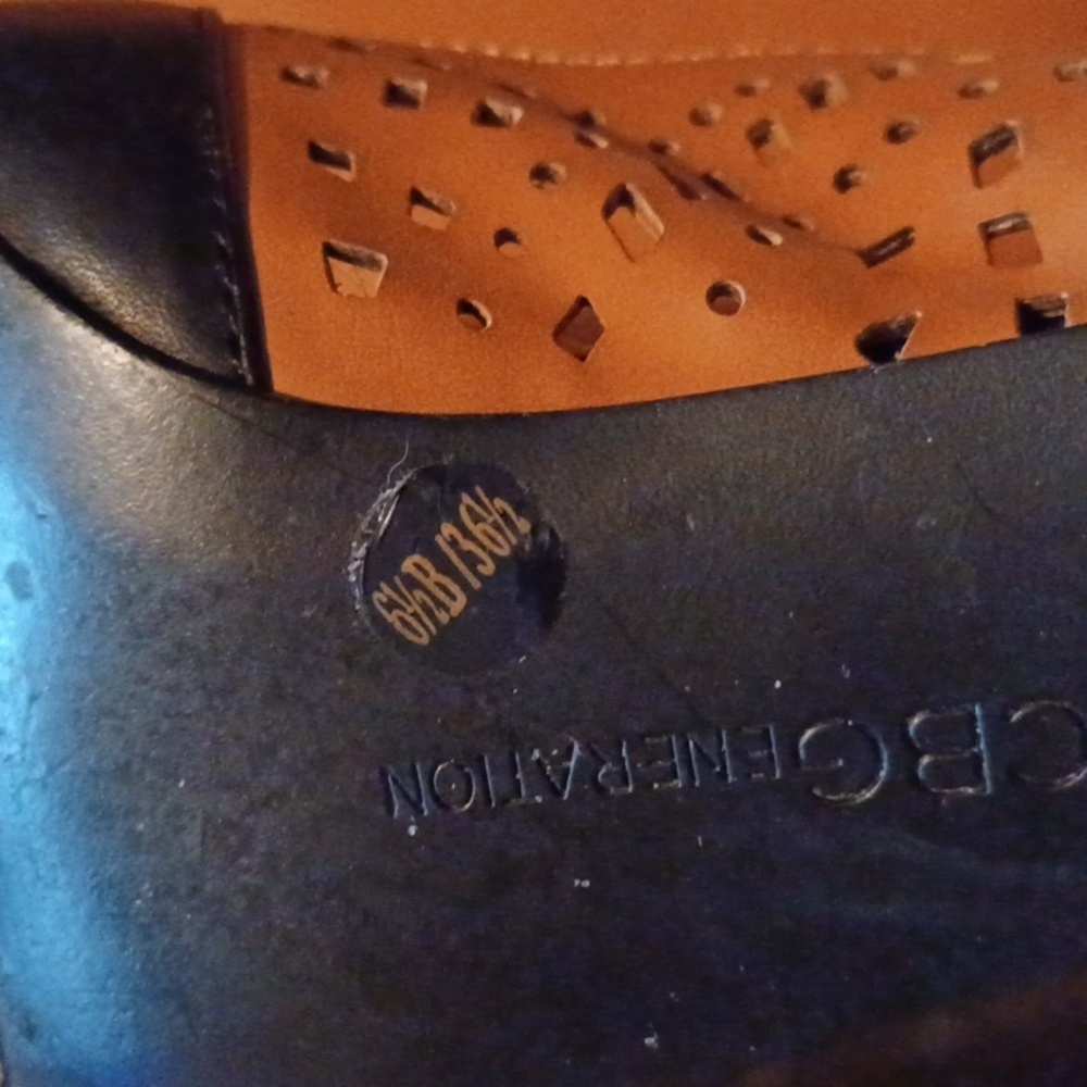 -- BCBG Elegant Black and Brown Women's Heels - Picture 7 of 10